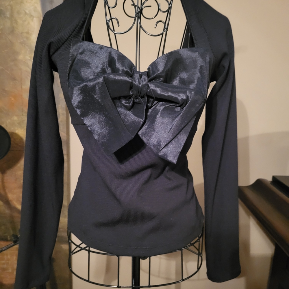 Elegant Black Bow Top